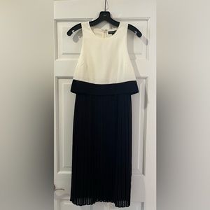 Banana Republic black/ white block color dress, sleeveless, pleated bottom, 2